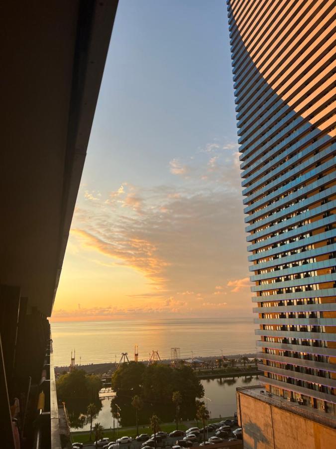 The Best Beach Aparthotel Orbi City バトゥーミ エクステリア 写真